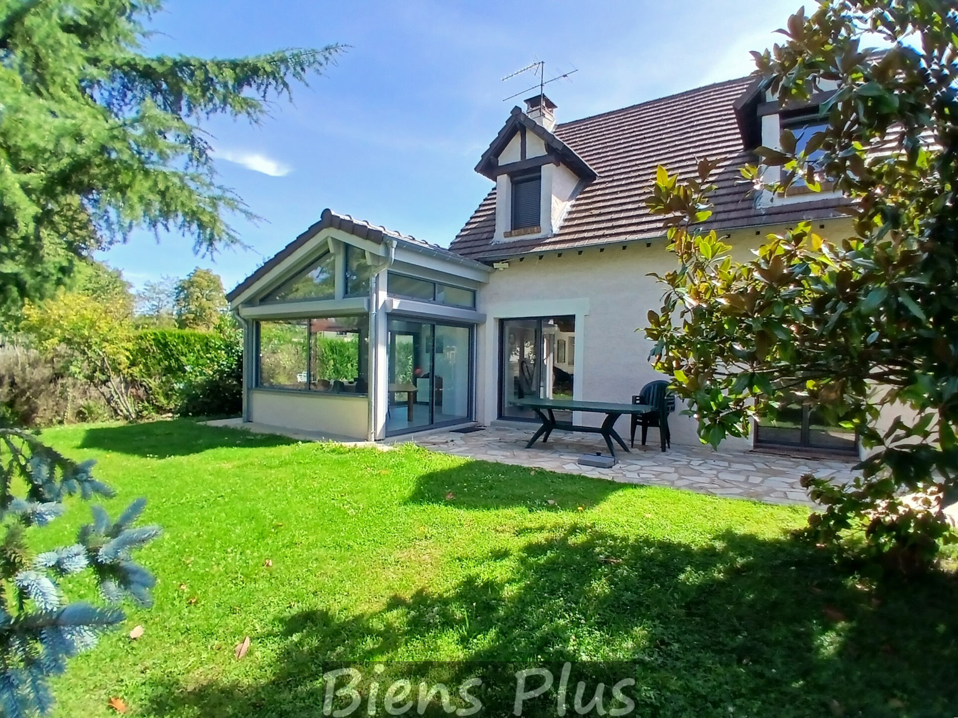 Maison familiale - 7 pièces - 5 chambres