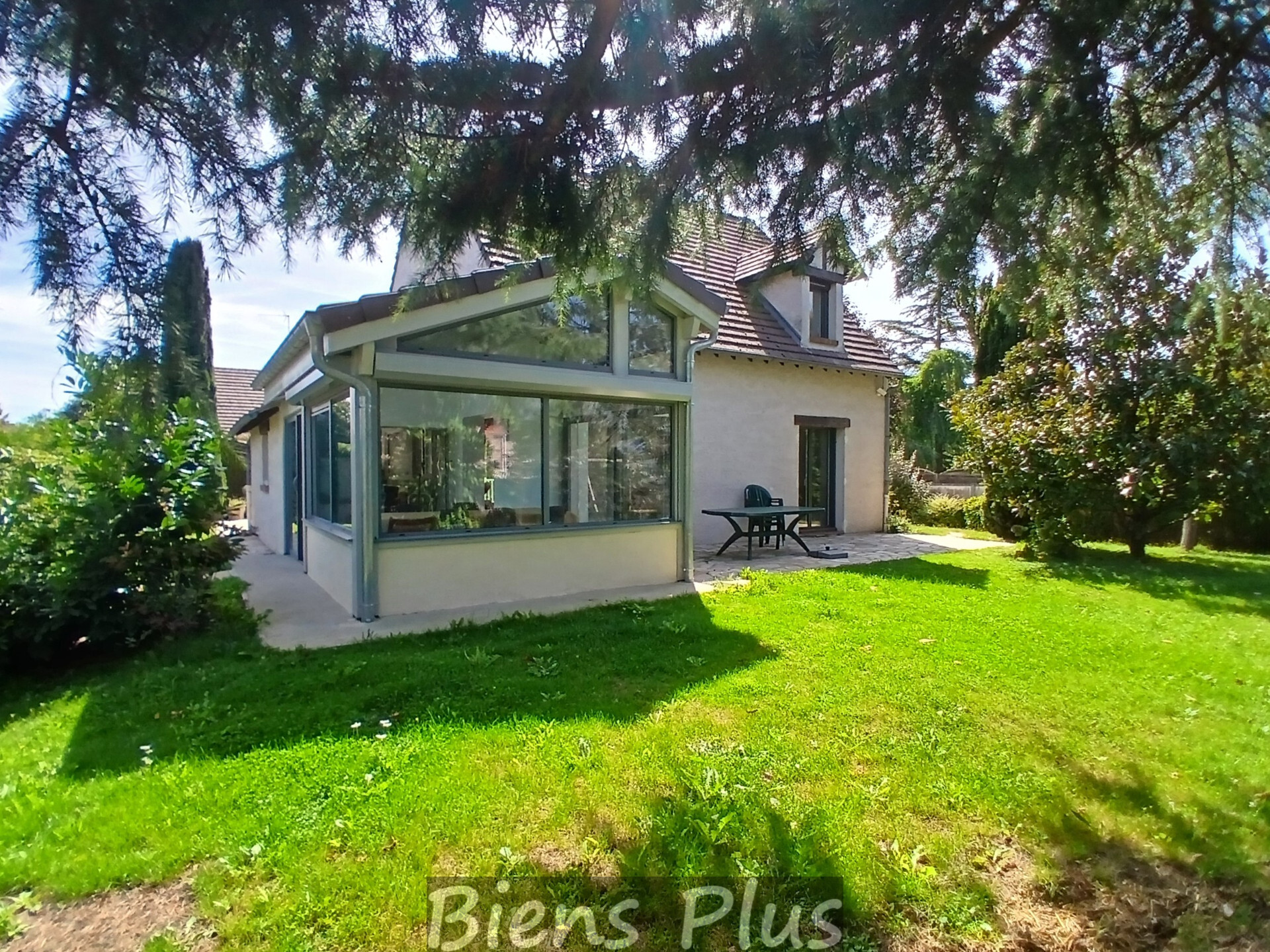 Maison familiale - 7 pièces - 5 chambres