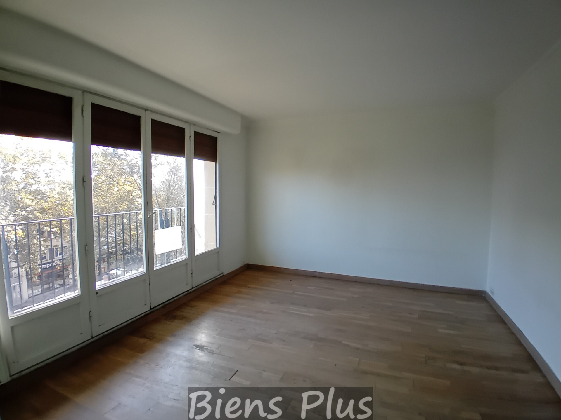 Appartement de 1 Pièce - 26 m² - Cave - Parking