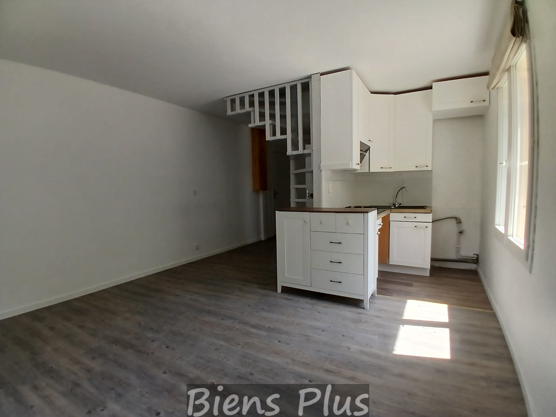 Duplex de 2 pièces de 50m² au sol avec parking