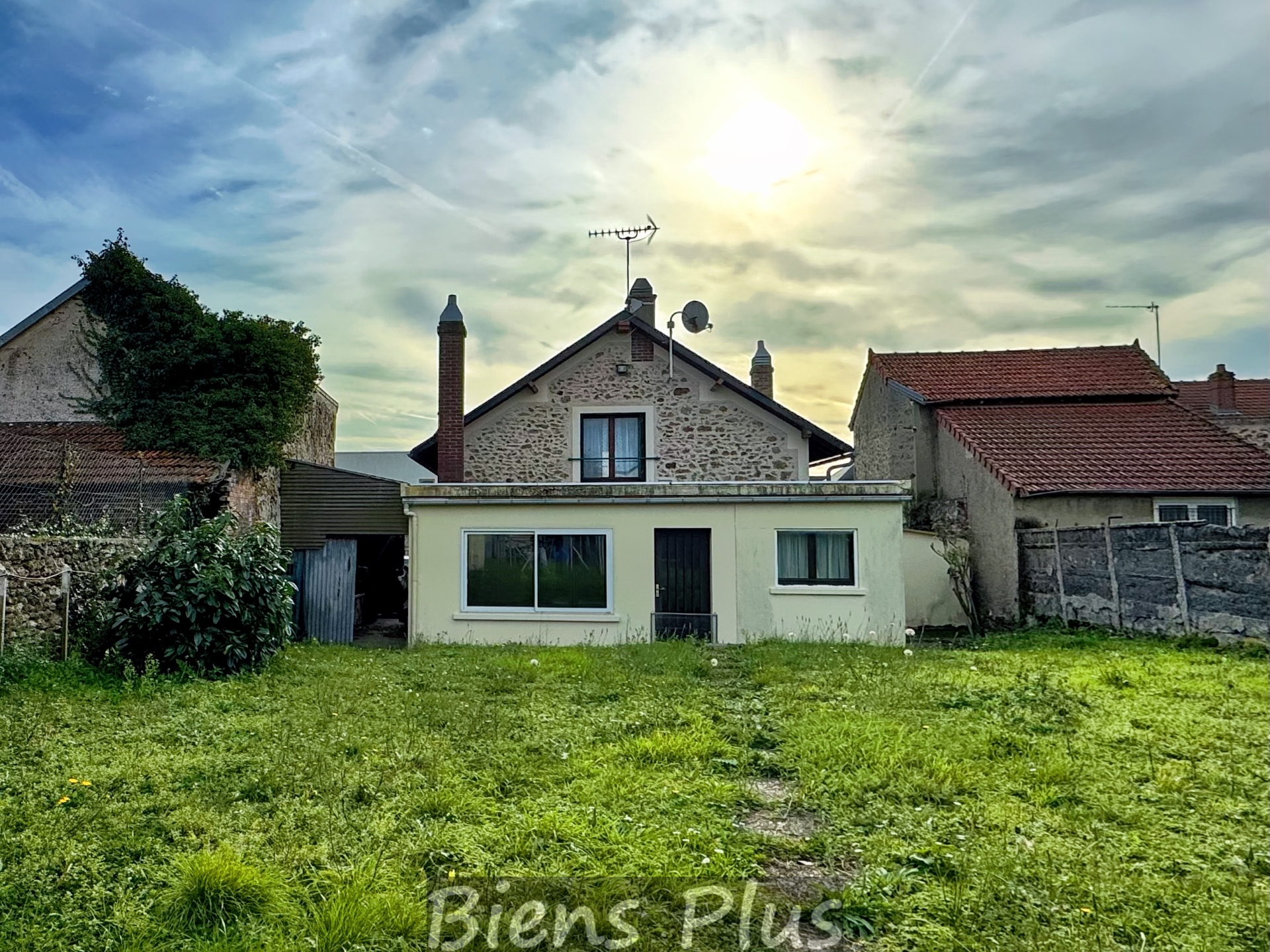 Maison à Coignieres - Centre ancien