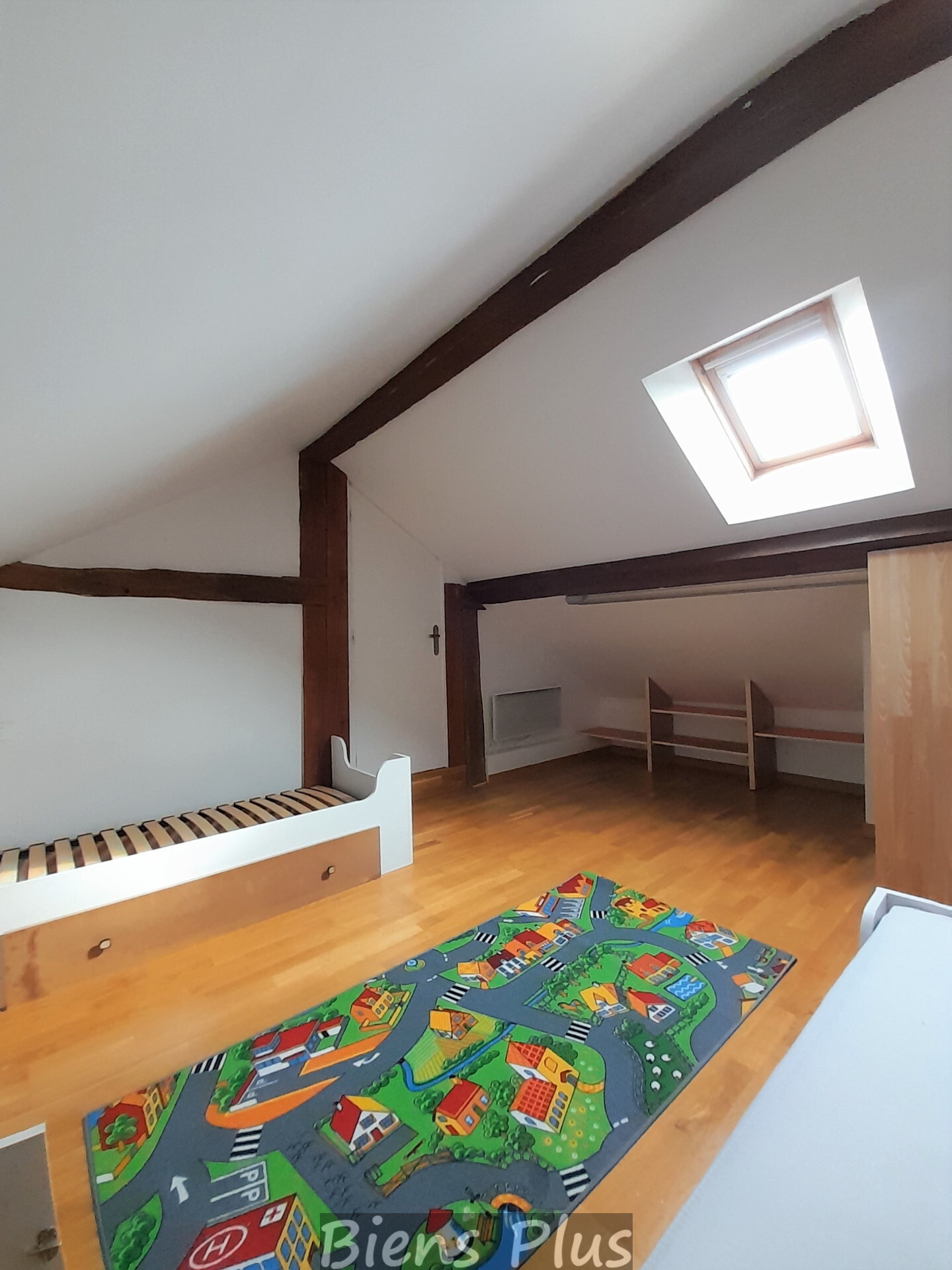 Beau duplex - 3 pièces - 2 PKG