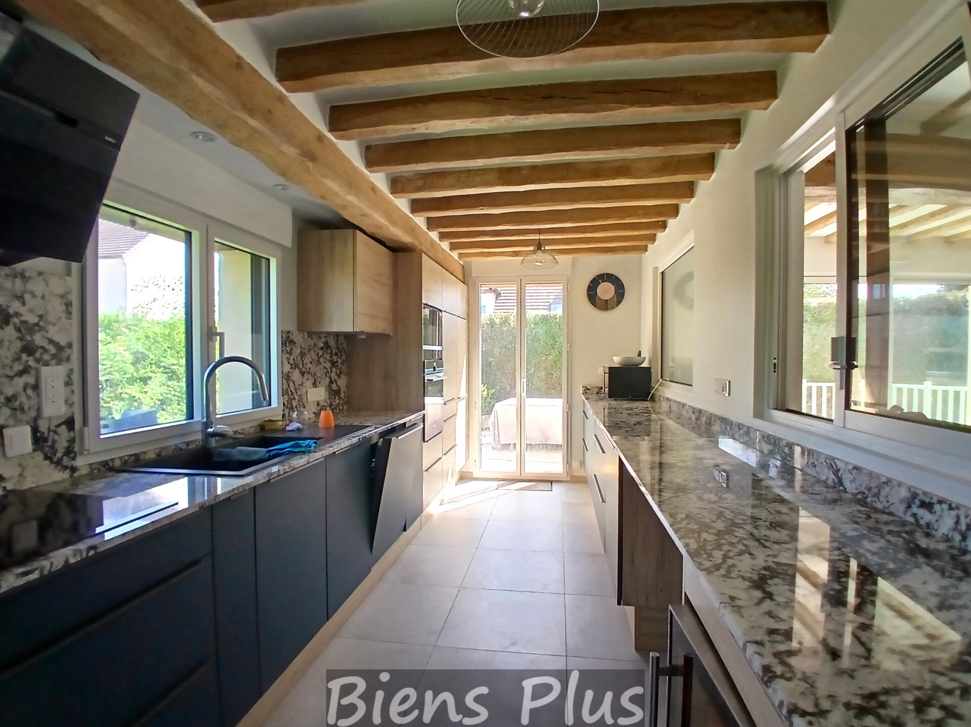 Maison familiale - 7 pièces - 5 chambres