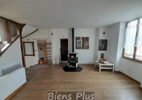 Beau duplex - 3 pièces - 2 PKG